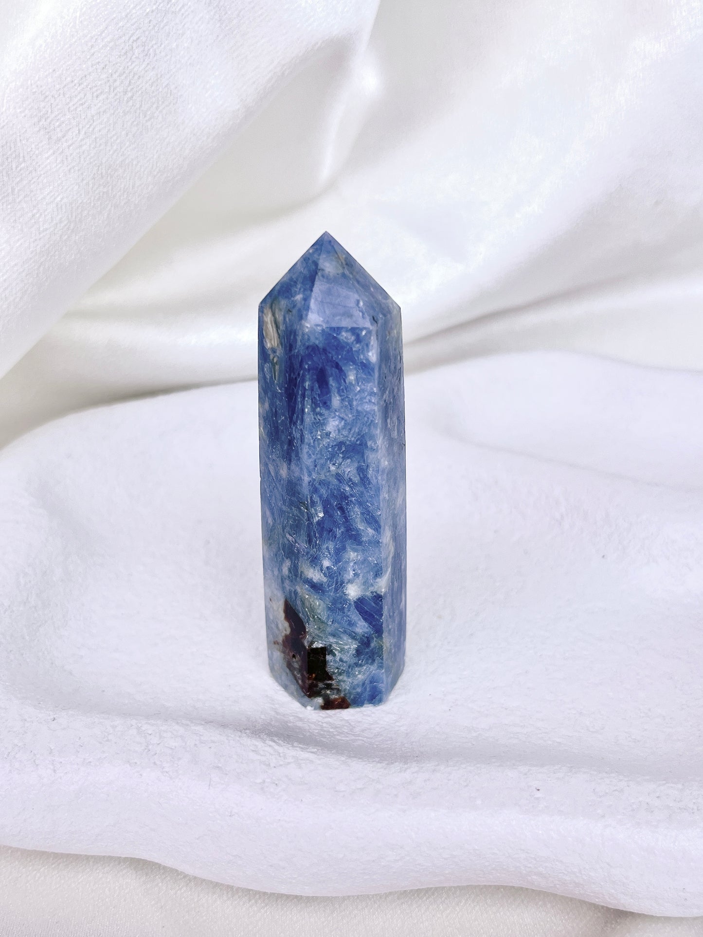 Blue Kyanite Point 01
