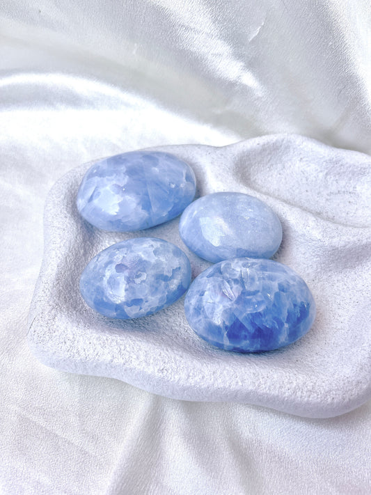 Celestite Palm Stone