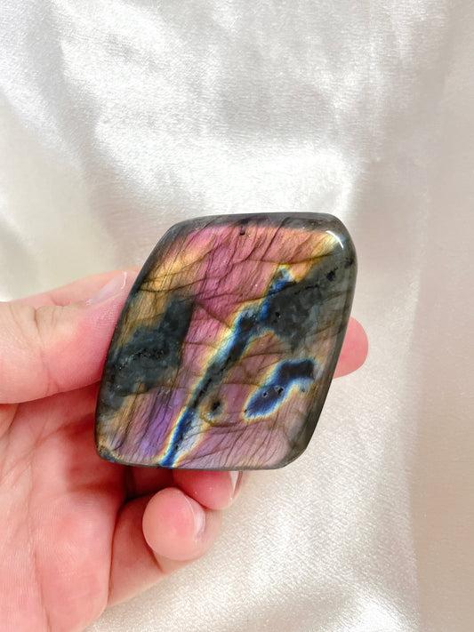Flashy Labradorite Freeform- Small 07