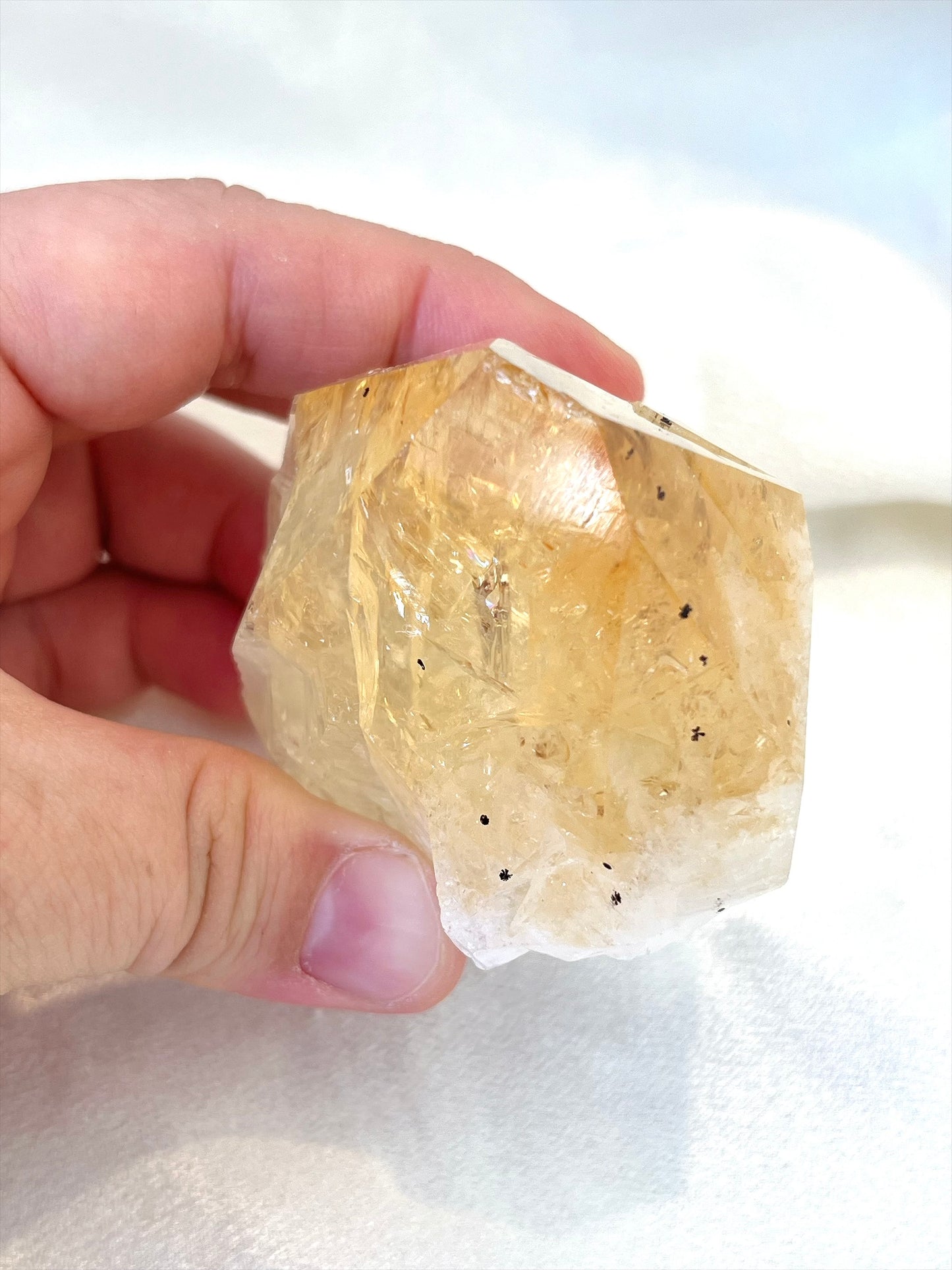 High Quality Raw Citrine Point 01