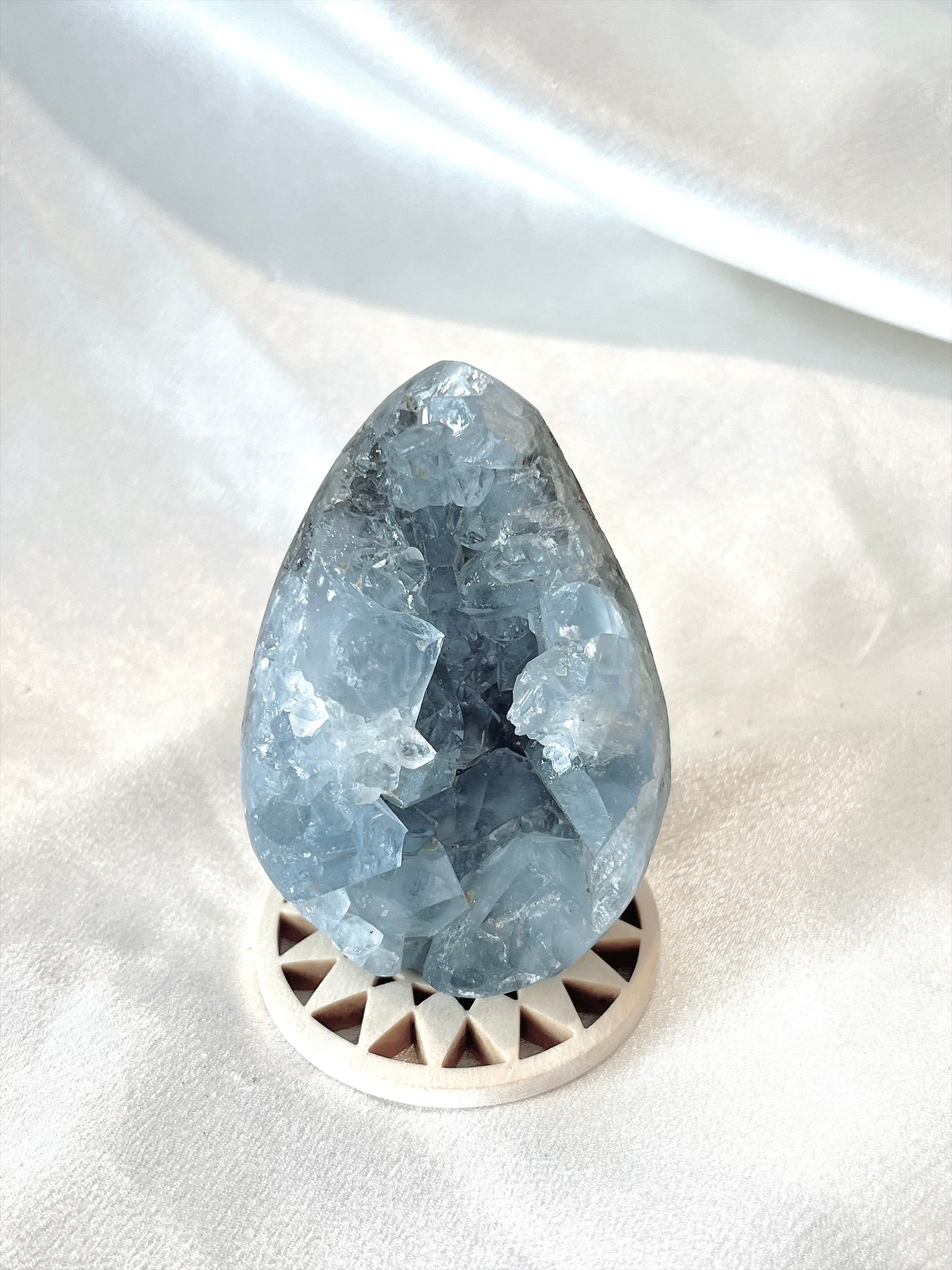 Celestite Egg Cluster 01
