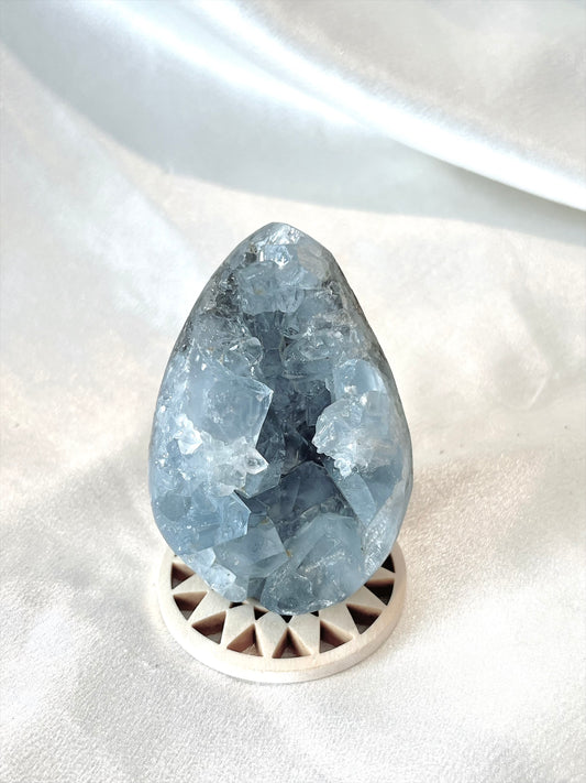 Celestite Egg Cluster 01